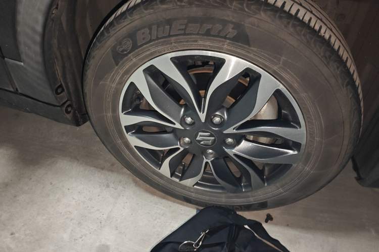 Used Suzuki Vitara S-Cross 2017 1.6L Manual Two-Wheel Drive Urban Fashion Model Right Front Wheel Hub
