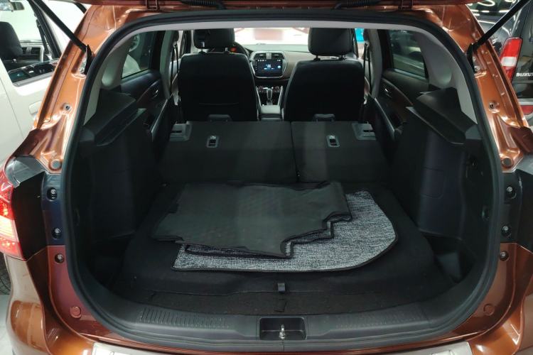 Used Suzuki Vitara S-Cross 2017 1.6L CVT Two-Wheel Drive Urban Advanced Model Trunk
