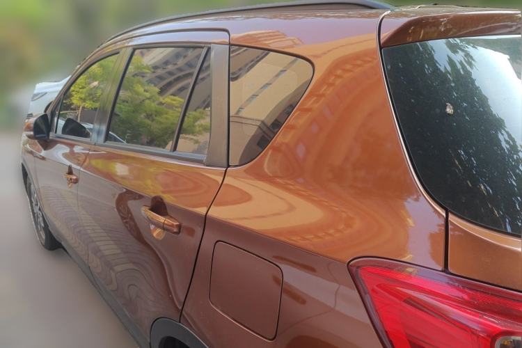 Used Suzuki Vitara S-Cross 2017 1.6L CVT Two-Wheel Drive Urban Fashion Model Rear Left 45 Deg