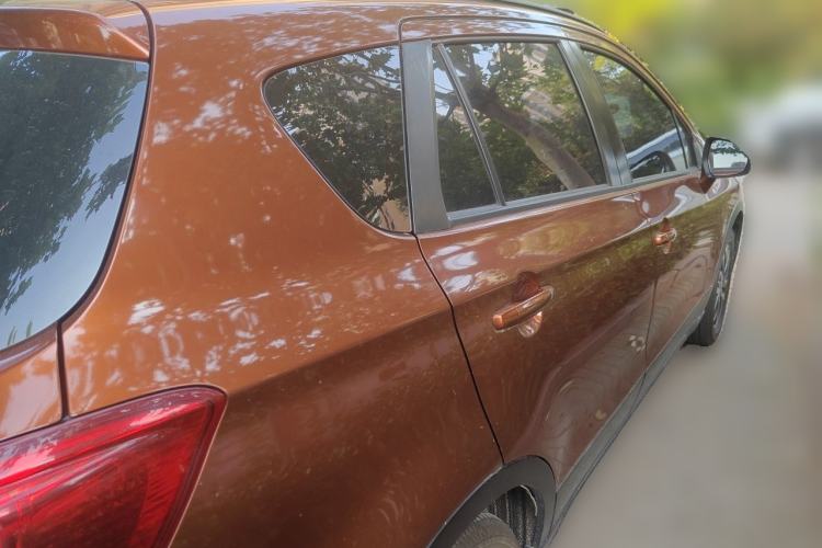 Used Suzuki Vitara S-Cross 2017 1.6L CVT Two-Wheel Drive Urban Fashion Model Rear Right 45 Deg