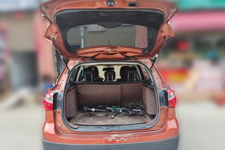 Used Suzuki Vitara S-Cross 2017 1.6L CVT Two-Wheel Drive Urban Fashion Model Trunk