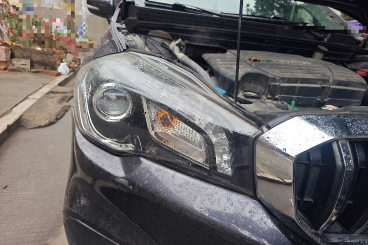 Used Suzuki Vitara S-Cross 2017 1.6L Manual Two-Wheel Drive Urban Ambition Model Right Front Headlight