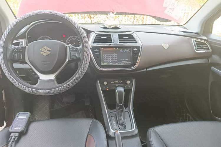 Used Suzuki Vitara S-Cross 2017 1.6L CVT Two-Wheel Drive Urban Advanced Model Audio And AC Panel