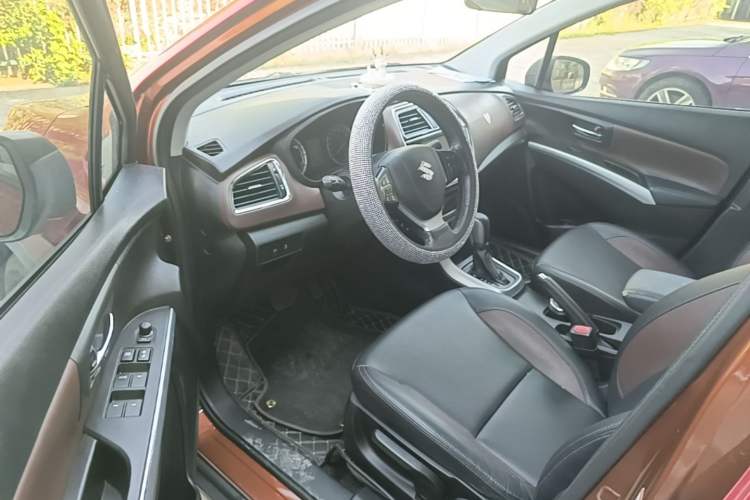 Used Suzuki Vitara S-Cross 2017 1.6L CVT Two-Wheel Drive Urban Advanced Model Driver Seat