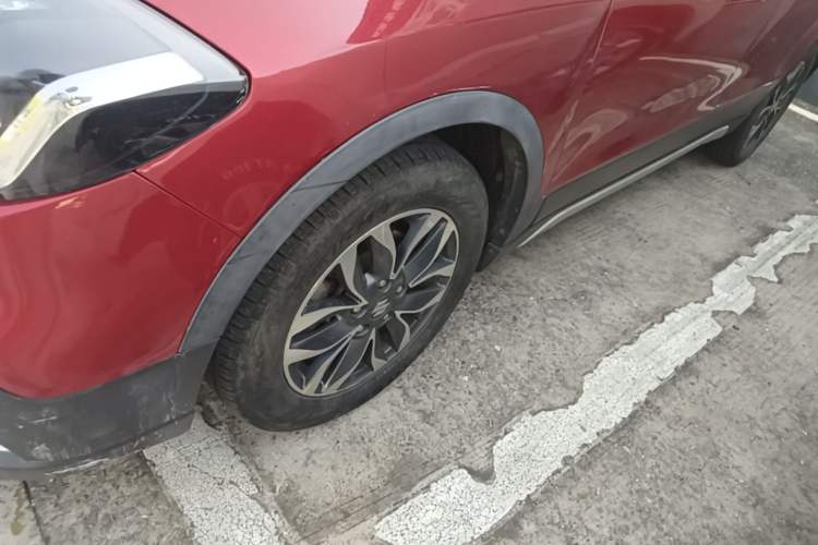 Used Suzuki Vitara S-Cross 2017 1.6L CVT Two-Wheel Drive Urban Advanced Model Left Front Wheel Hub
