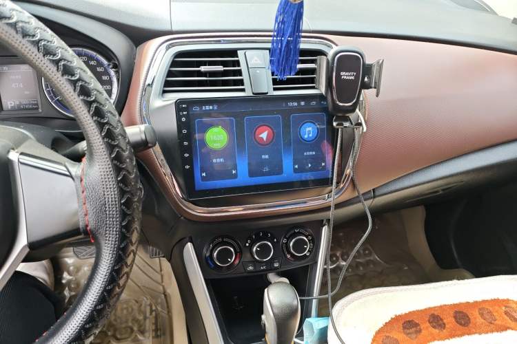 Used Suzuki Vitara S-Cross 2017 1.6L CVT Two-Wheel Drive Urban Fashion Model Audio And AC Panel
