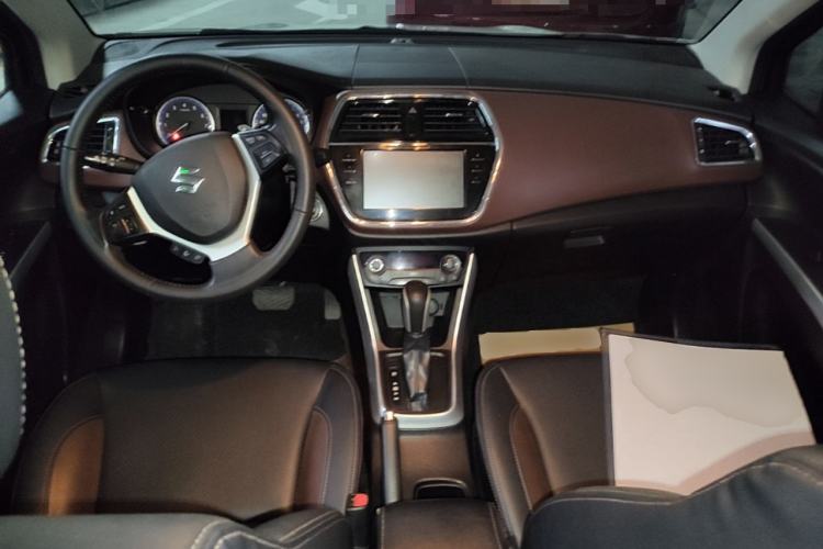 Used Suzuki Vitara S-Cross 2017 1.6L CVT Two-Wheel Drive Urban Advanced Model Center Console