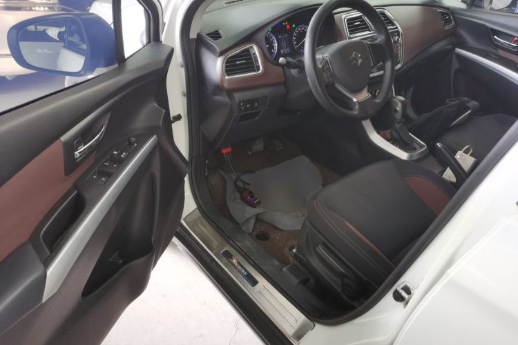 Used Suzuki Vitara S-Cross 2017 1.6L CVT Two-Wheel Drive Urban Fashion Model Driver Seat