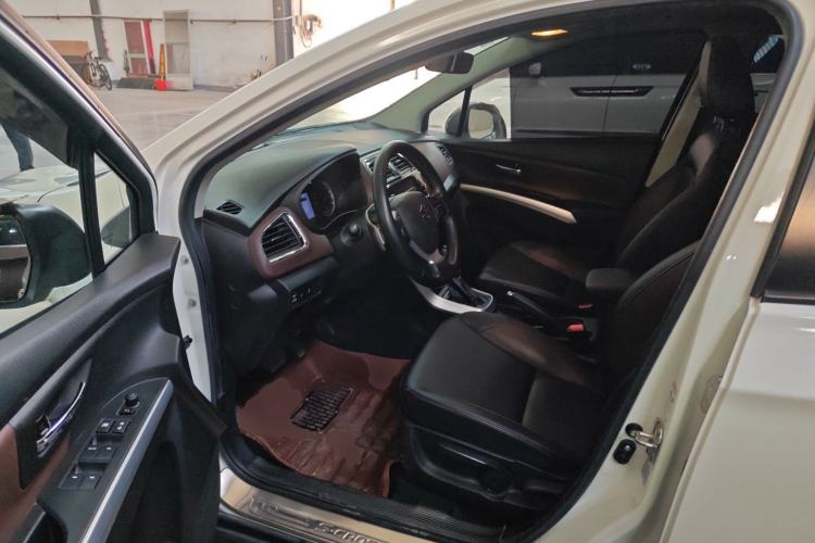 Used Suzuki Vitara S-Cross 2017 1.6L CVT Two-Wheel Drive Urban Advanced Model Driver Seat