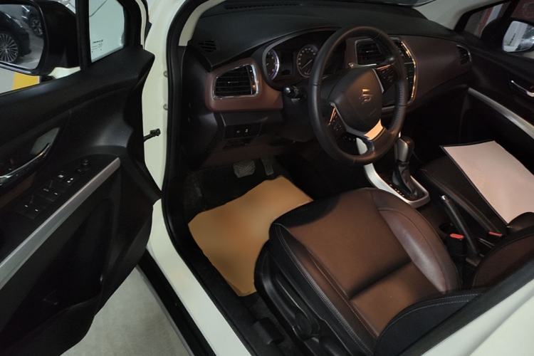 Used Suzuki Vitara S-Cross 2017 1.6L CVT Two-Wheel Drive Urban Advanced Model Driver Seat