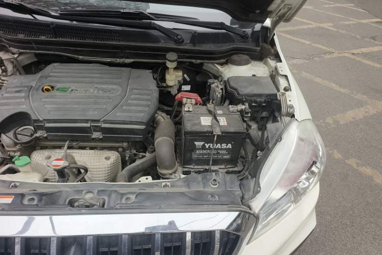 Used Suzuki Vitara S-Cross 2017 1.6L CVT Two-Wheel Drive Urban Fashion Model Engine Bay Left