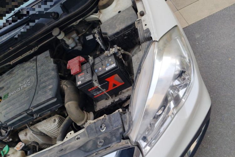 Used Suzuki Vitara S-Cross 2017 1.6L Manual Two-Wheel Drive Urban Fashion Model Engine Bay Left