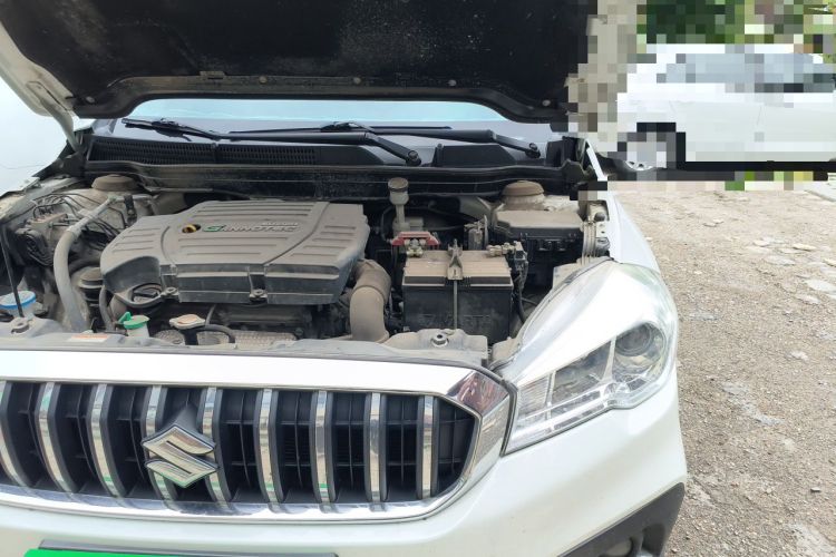 Used Suzuki Vitara S-Cross 2017 1.6L Manual Two-Wheel Drive Urban Fashion Model Engine Bay Left
