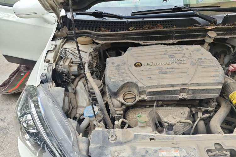 Used Suzuki Vitara S-Cross 2017 1.6L CVT Two-Wheel Drive Urban Advanced Model Engine Bay Right