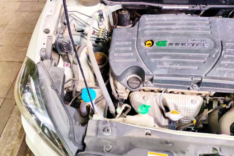 Used Suzuki Vitara S-Cross 2017 1.6L CVT Two-Wheel Drive Urban Advanced Model Engine Bay Right