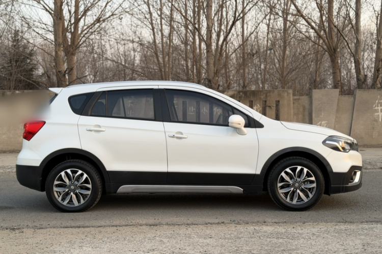 Used Suzuki Vitara S-Cross 2017 1.6L CVT Two-Wheel Drive Urban Advanced Model Exterior 2