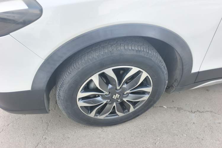 Used Suzuki Vitara S-Cross 2017 1.6L CVT Two-Wheel Drive Urban Advanced Model Exterior 7