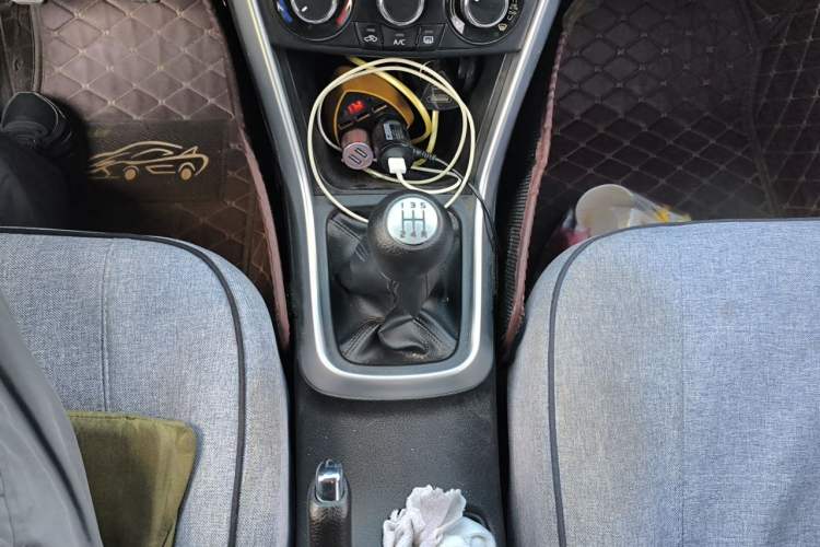 Used Suzuki Vitara S-Cross 2017 1.6L Manual Two-Wheel Drive Urban Fashion Model Gear Lever