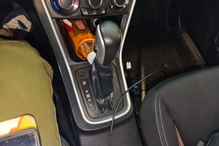 Used Suzuki Vitara S-Cross 2017 1.6L CVT Two-Wheel Drive Urban Fashion Model Gear Lever