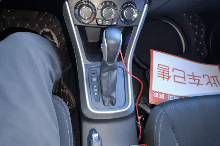 Used Suzuki Vitara S-Cross 2017 1.6L CVT Two-Wheel Drive Urban Fashion Model Gear Lever