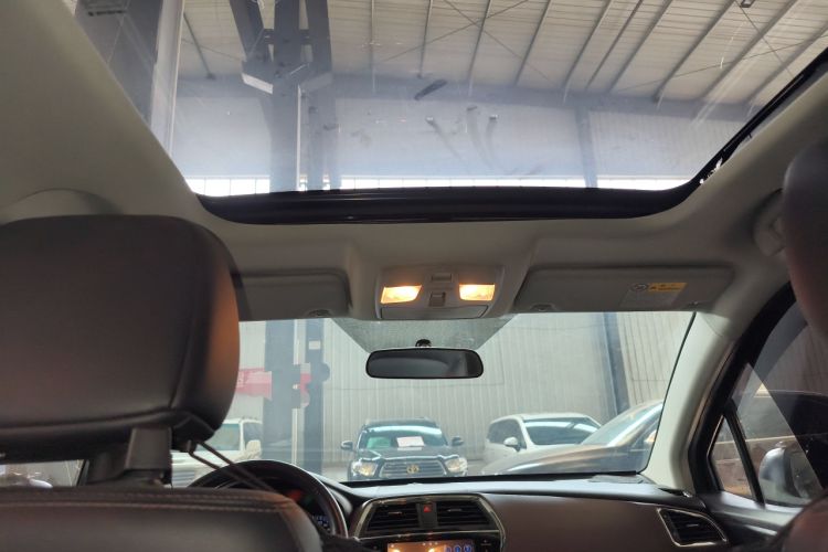 Used Suzuki Vitara S-Cross 2017 1.6L CVT Two-Wheel Drive Urban Advanced Model Headliner