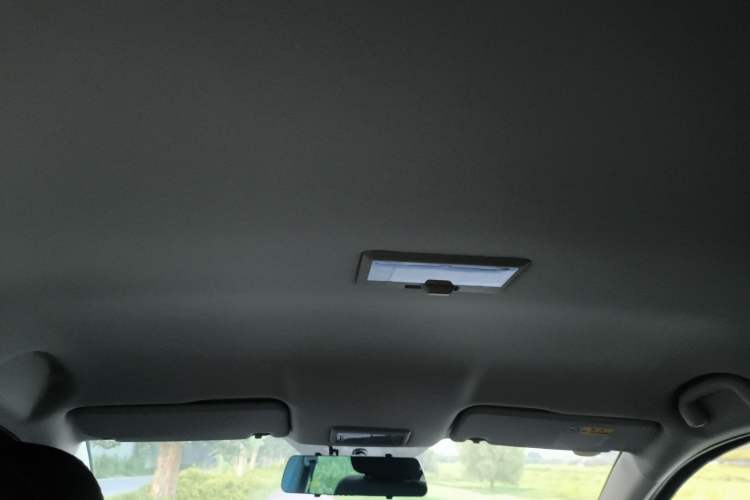 Used Suzuki Vitara S-Cross 2017 1.6L CVT Two-Wheel Drive Urban Fashion Model Headliner