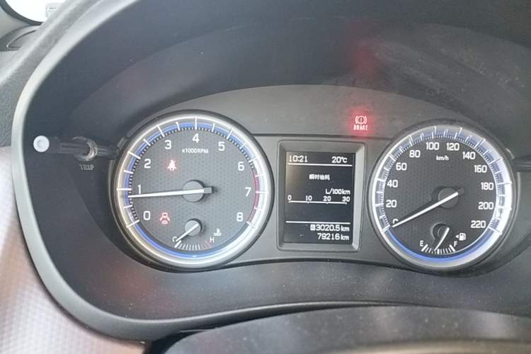 Used Suzuki Vitara S-Cross 2017 1.6L Manual Two-Wheel Drive Urban Fashion Model Instrument Cluster