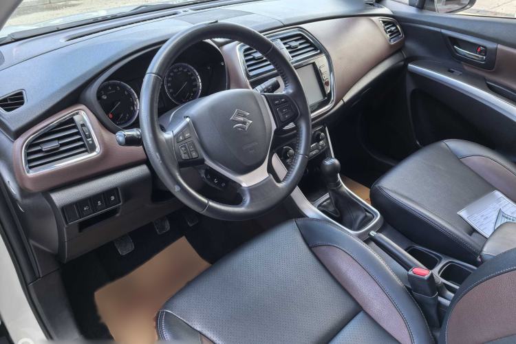 Used Suzuki Vitara S-Cross 2017 1.6L Manual Two-Wheel Drive Urban Ambition Model Interior 1