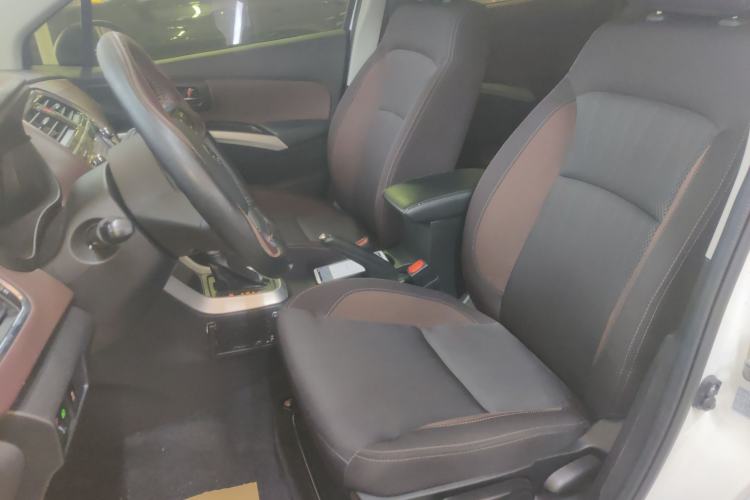 Used Suzuki Vitara S-Cross 2017 1.6L CVT Two-Wheel Drive Urban Fashion Model Left Front Seat