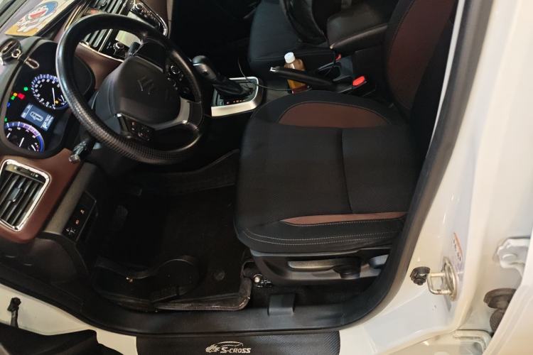 Used Suzuki Vitara S-Cross 2017 1.6L CVT Two-Wheel Drive Urban Fashion Model Left Front Seat