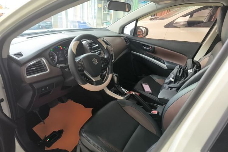 Used Suzuki Vitara S-Cross 2017 1.6L CVT Two-Wheel Drive Urban Advanced Model Left Front Seat