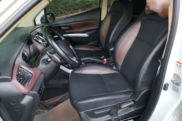 Used Suzuki Vitara S-Cross 2017 1.4T Automatic All-Wheel Drive Urban Luxury Model Left Front Seat