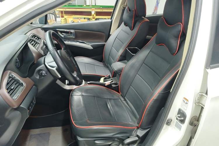Used Suzuki Vitara S-Cross 2017 1.4T Automatic Two-Wheel Drive Urban Luxury Model Left Front Seat