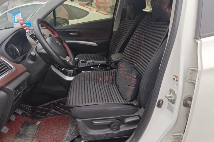 Used Suzuki Vitara S-Cross 2017 1.6L Manual Two-Wheel Drive Urban Fashion Model Left Front Seat