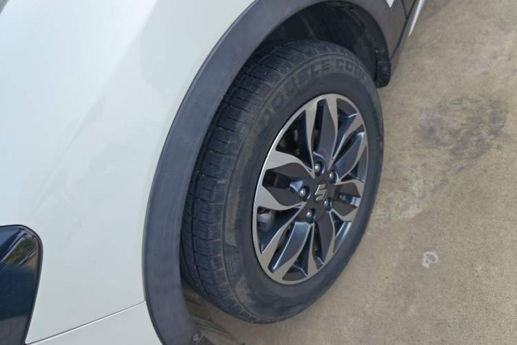Used Suzuki Vitara S-Cross 2017 1.6L CVT Two-Wheel Drive Urban Advanced Model Left Front Wheel Hub