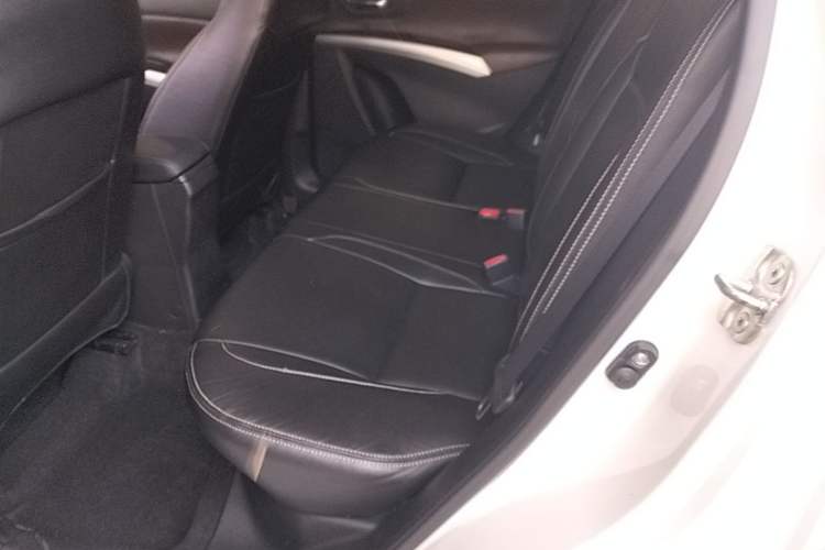 Used Suzuki Vitara S-Cross 2017 1.6L Manual Two-Wheel Drive Urban Fashion Model Left Rear Seat