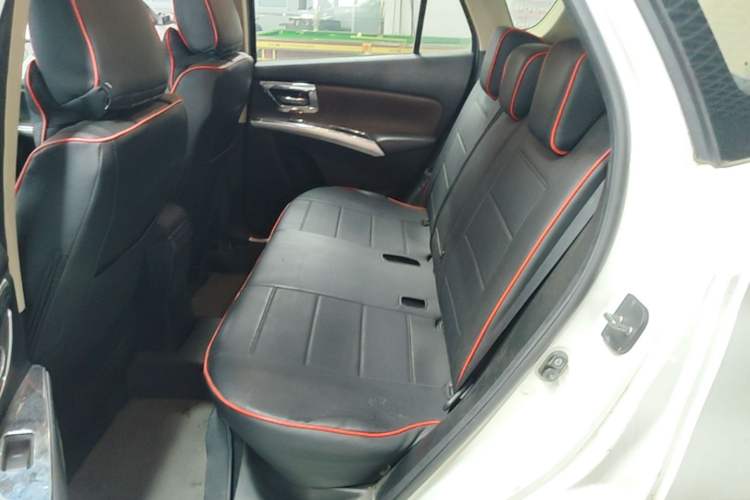 Used Suzuki Vitara S-Cross 2017 1.4T Automatic Two-Wheel Drive Urban Luxury Model Left Rear Seat