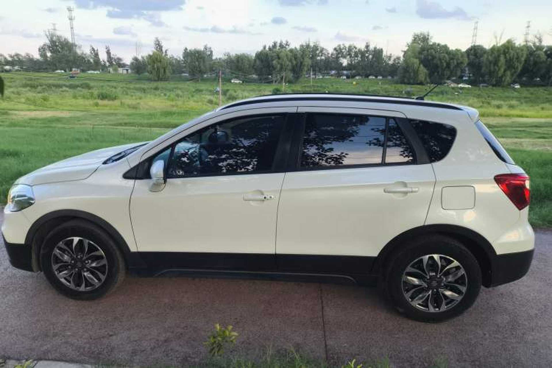 Used Suzuki Vitara S-Cross 2017 1.6L CVT Two-Wheel Drive Urban Fashion Model Left Side