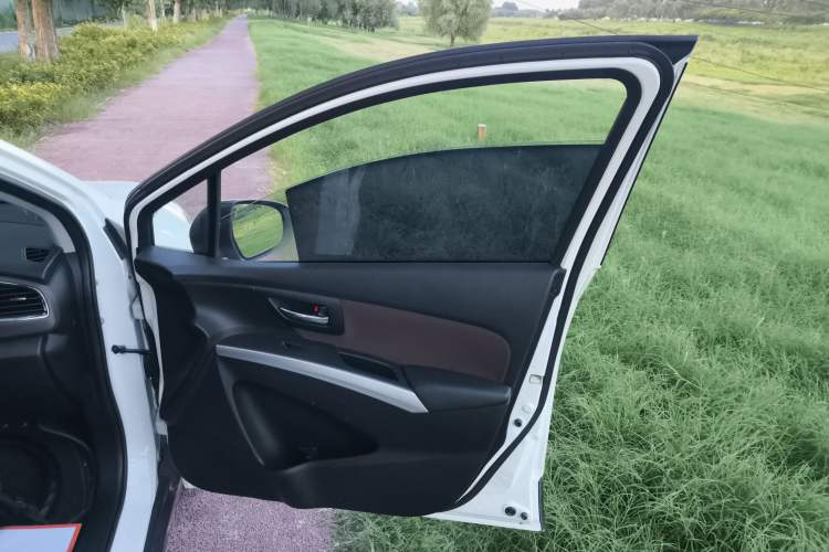Used Suzuki Vitara S-Cross 2017 1.6L CVT Two-Wheel Drive Urban Fashion Model Right Front Door Interior