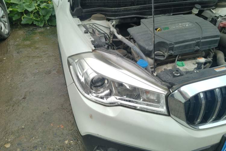 Used Suzuki Vitara S-Cross 2017 1.6L Manual Two-Wheel Drive Urban Fashion Model Right Front Headlight