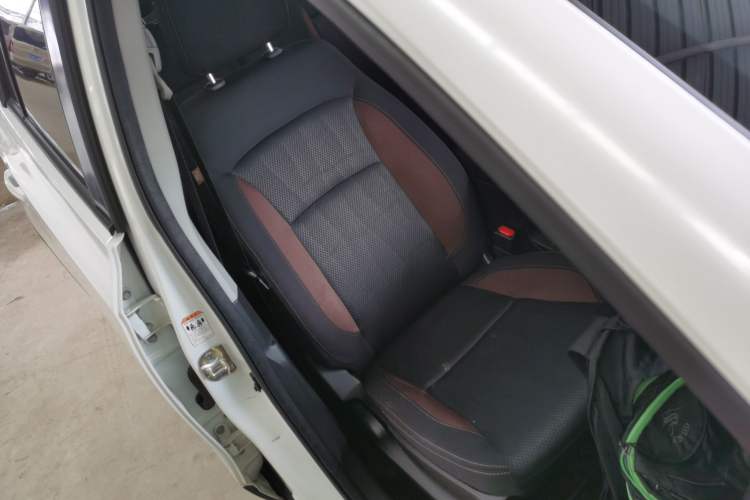 Used Suzuki Vitara S-Cross 2017 1.6L CVT Two-Wheel Drive Urban Fashion Model Right Front Seat