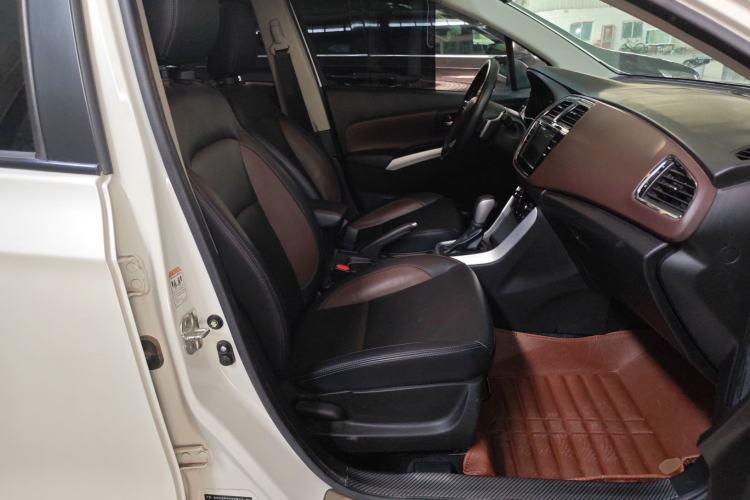 Used Suzuki Vitara S-Cross 2017 1.6L CVT Two-Wheel Drive Urban Advanced Model Right Front Seat