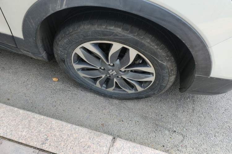 Used Suzuki Vitara S-Cross 2017 1.6L Manual Two-Wheel Drive Urban Fashion Model Right Front Wheel Hub