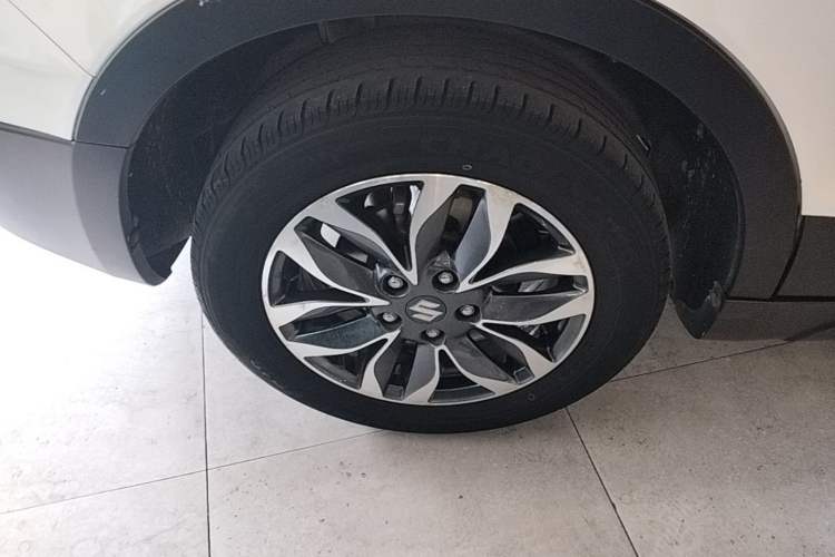 Used Suzuki Vitara S-Cross 2017 1.6L Manual Two-Wheel Drive Urban Fashion Model Right Rear Wheel Hub