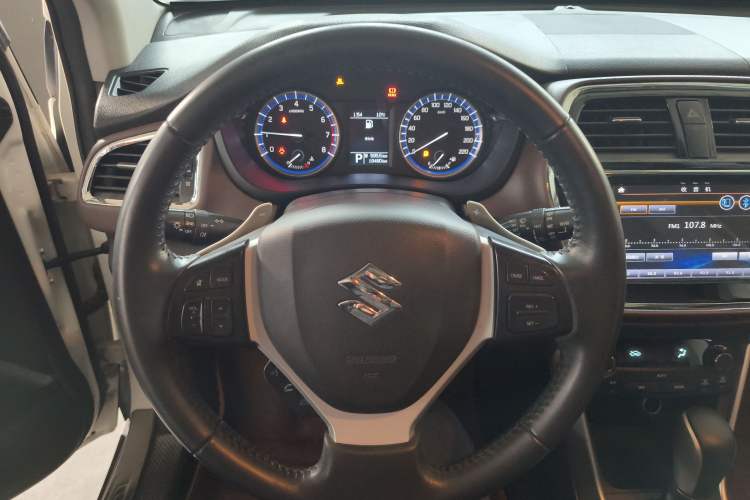Used Suzuki Vitara S-Cross 2017 1.6L CVT Two-Wheel Drive Urban Advanced Model Steering Wheel