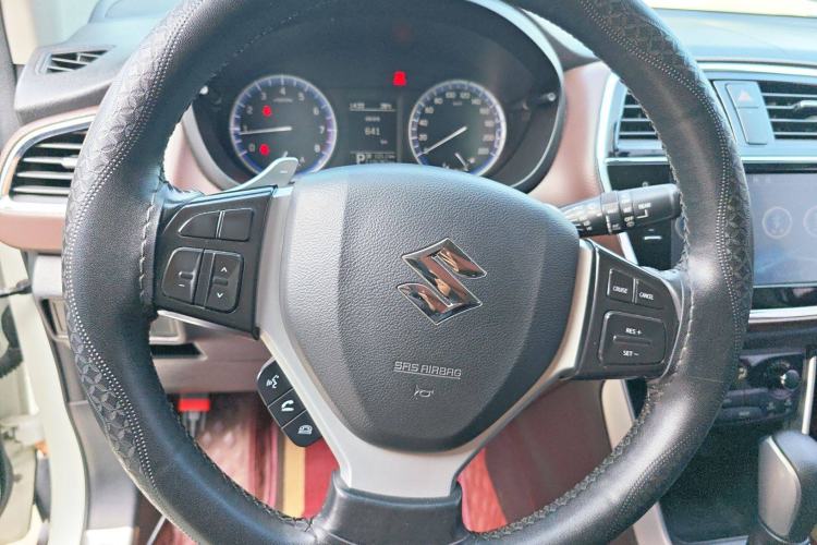 Used Suzuki Vitara S-Cross 2017 1.6L CVT Two-Wheel Drive Urban Advanced Model Steering Wheel