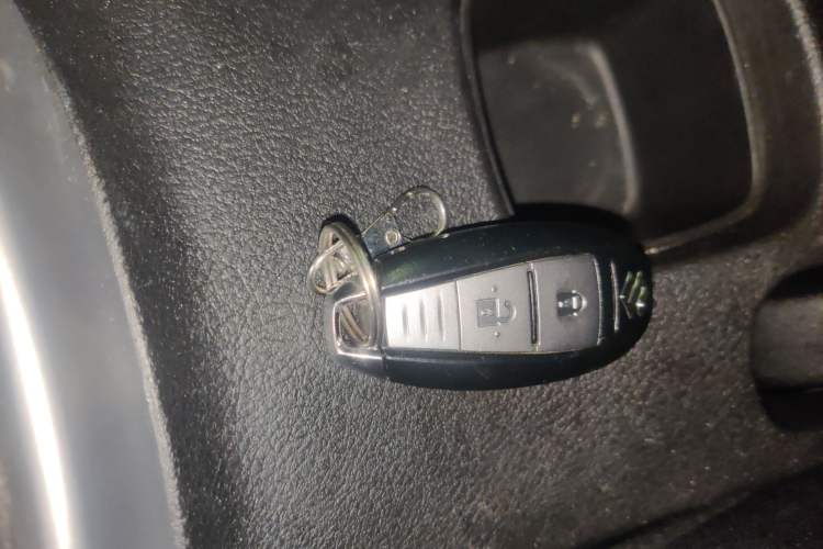 Used Suzuki Vitara S-Cross 2017 1.6L CVT Two-Wheel Drive Urban Fashion Model Vehicle Key