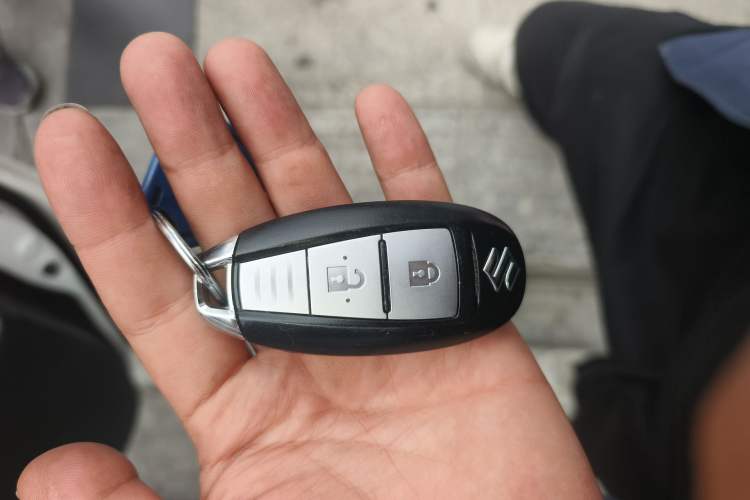 Used Suzuki Vitara S-Cross 2017 1.6L CVT Two-Wheel Drive Urban Fashion Model Vehicle Key
