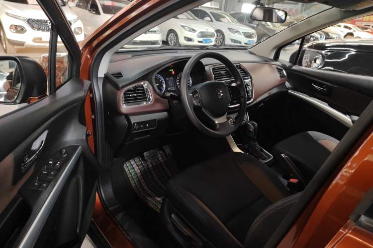 Used Suzuki Vitara S-Cross 2017 1.6L CVT Two-Wheel Drive Urban Fashion Model Left Front Seat