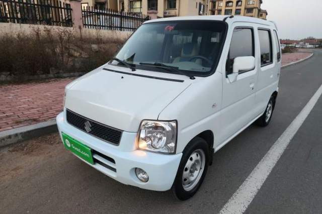 Used Suzuki Wagon R 2015 1.0L Manual Utility Model